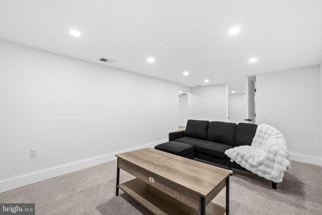 5601 SPRING RD, Bladensburg, MD 20710