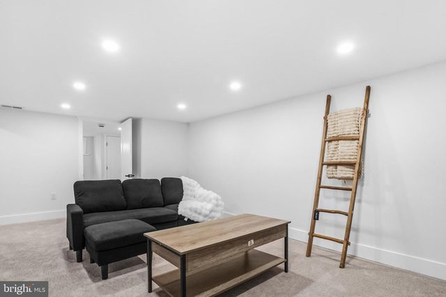 5601 SPRING RD, Bladensburg, MD 20710