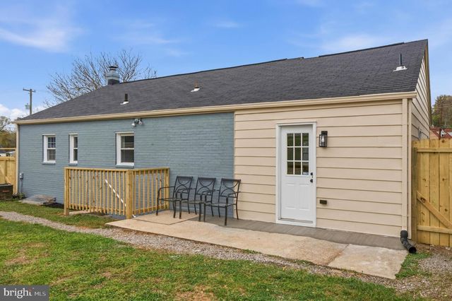 5601 SPRING RD, Bladensburg, MD 20710