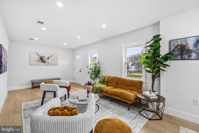 5601 SPRING RD, Bladensburg, MD 20710