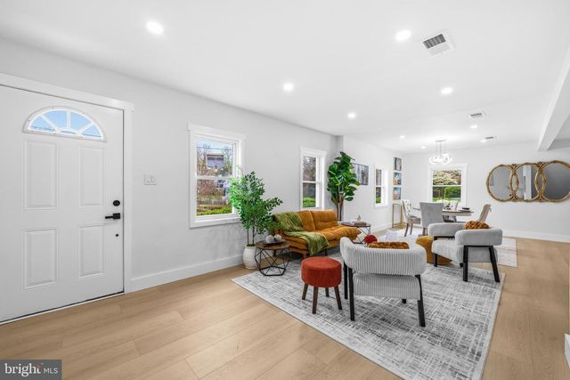 5601 SPRING RD, Bladensburg, MD 20710