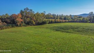 340 Cross Rd, Winfield, TN 37892