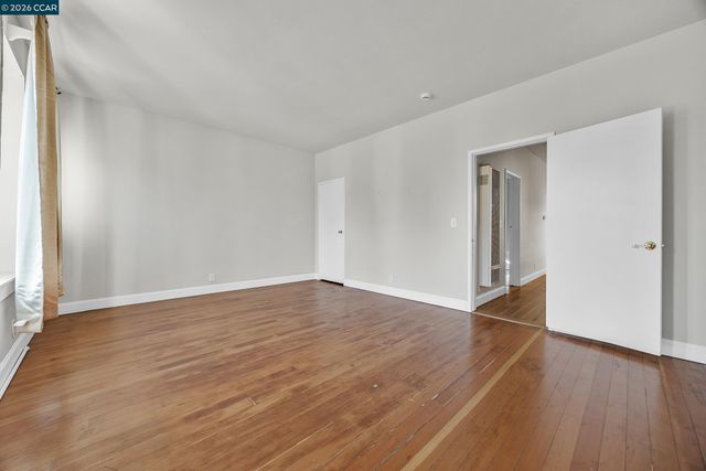 1923 West St, Oakland, CA 94612