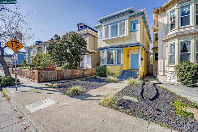 1923 West St, Oakland, CA 94612