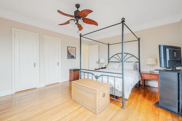109-14 Ascan Avenue 4B, Forest Hills, NY 11375