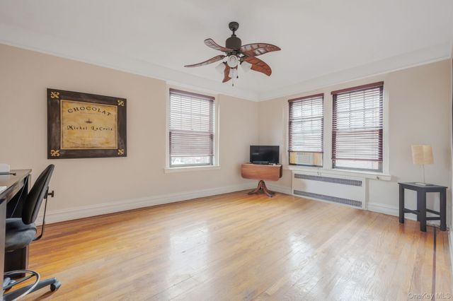 109-14 Ascan Avenue 4B, Forest Hills, NY 11375
