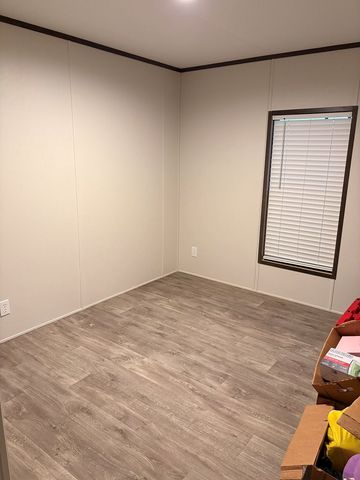 502 N Hendrickson St, Goldsmith, TX 79741