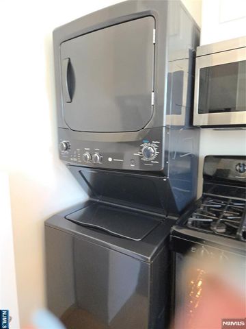 419 1st Street, Carlstadt, NJ 07072