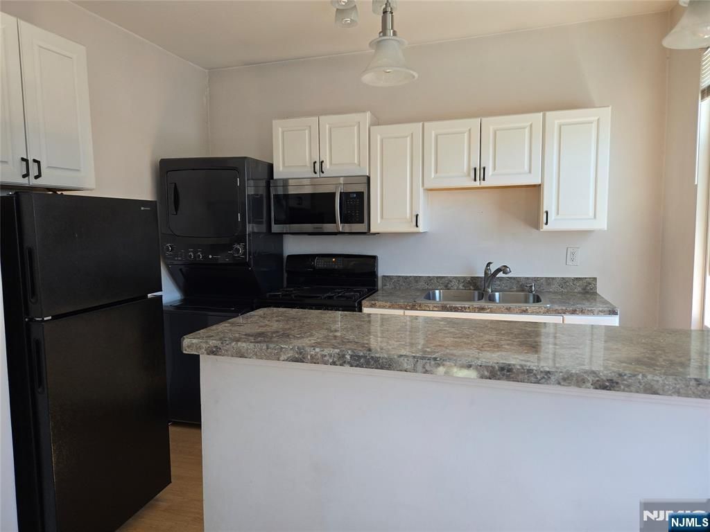 419 1st Street, Carlstadt, NJ 07072