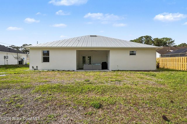 1444 Seeley Circle NW, Palm Bay, FL 32907