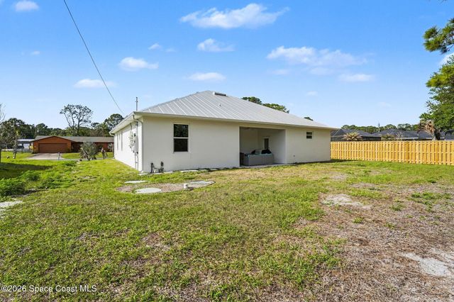 1444 Seeley Circle NW, Palm Bay, FL 32907