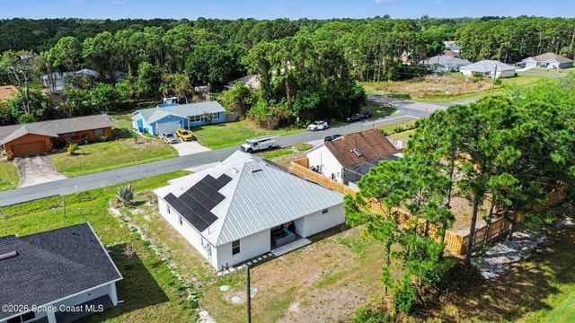 1444 Seeley Circle NW, Palm Bay, FL 32907