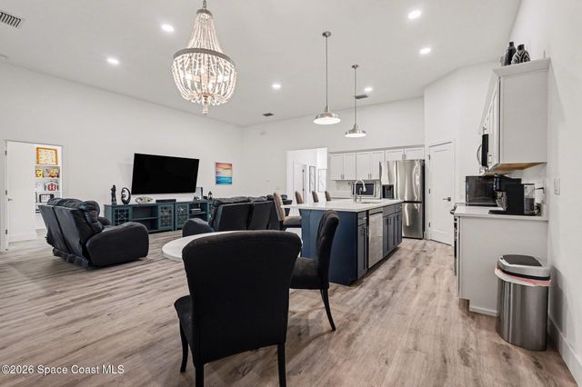 1444 Seeley Circle NW, Palm Bay, FL 32907
