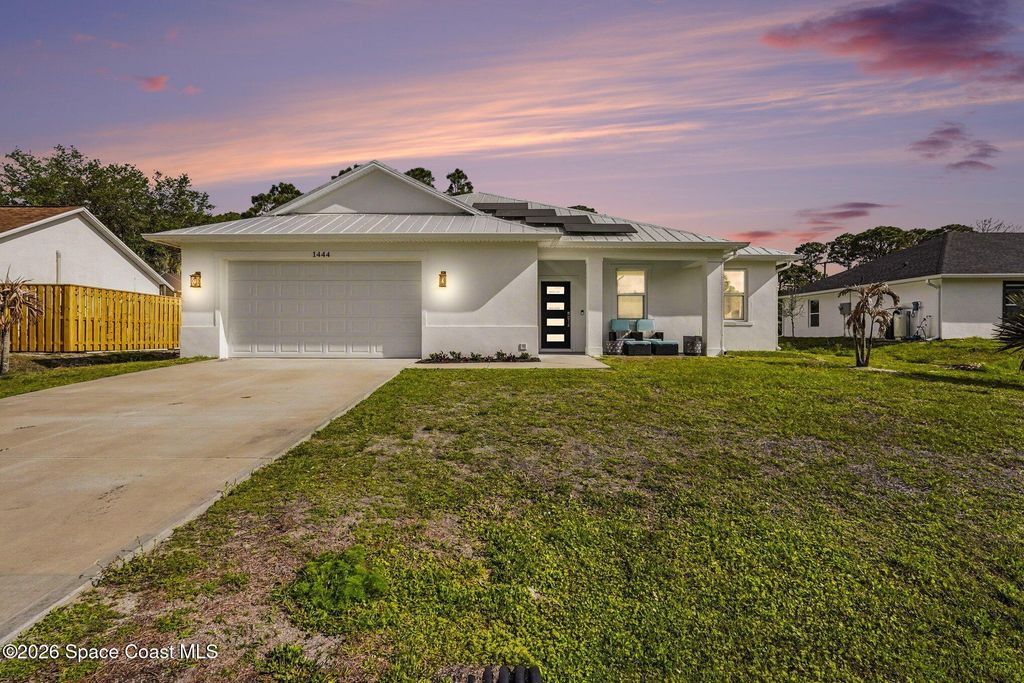 1444 Seeley Circle NW, Palm Bay, FL 32907