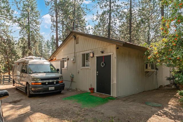 4619 S RAYMOND Rd, Spokane Valley, WA 99206
