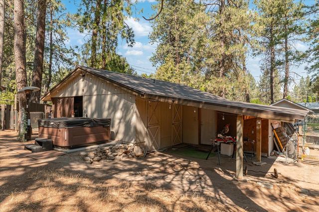 4619 S RAYMOND Rd, Spokane Valley, WA 99206