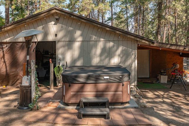 4619 S RAYMOND Rd, Spokane Valley, WA 99206