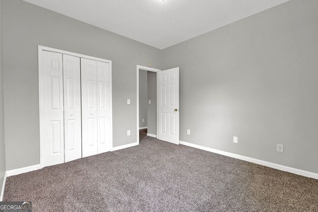 8900 Crestview Circle, Union City, GA 30291