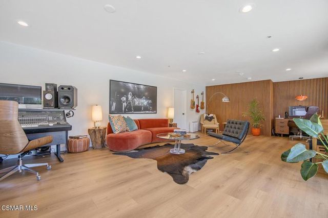 1191 Calle Arroyo, Thousand Oaks, CA 91360