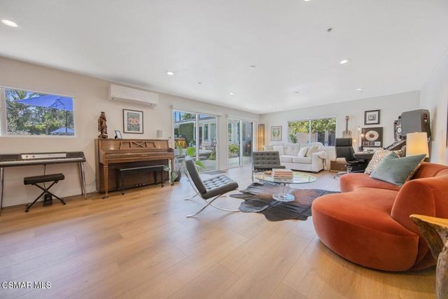 1191 Calle Arroyo, Thousand Oaks, CA 91360