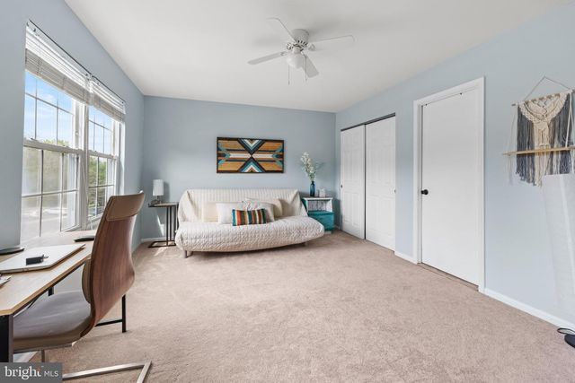 175 MEGAN CIR, Aston, PA 19014