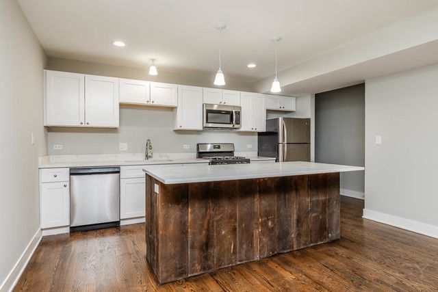 2109 W 18th Place, Chicago, IL 60608