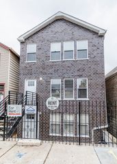 2109 W 18th Place, Chicago, IL 60608