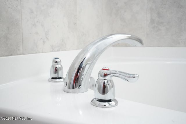 855 SYCAMORE Way, Orange Park, FL 32073