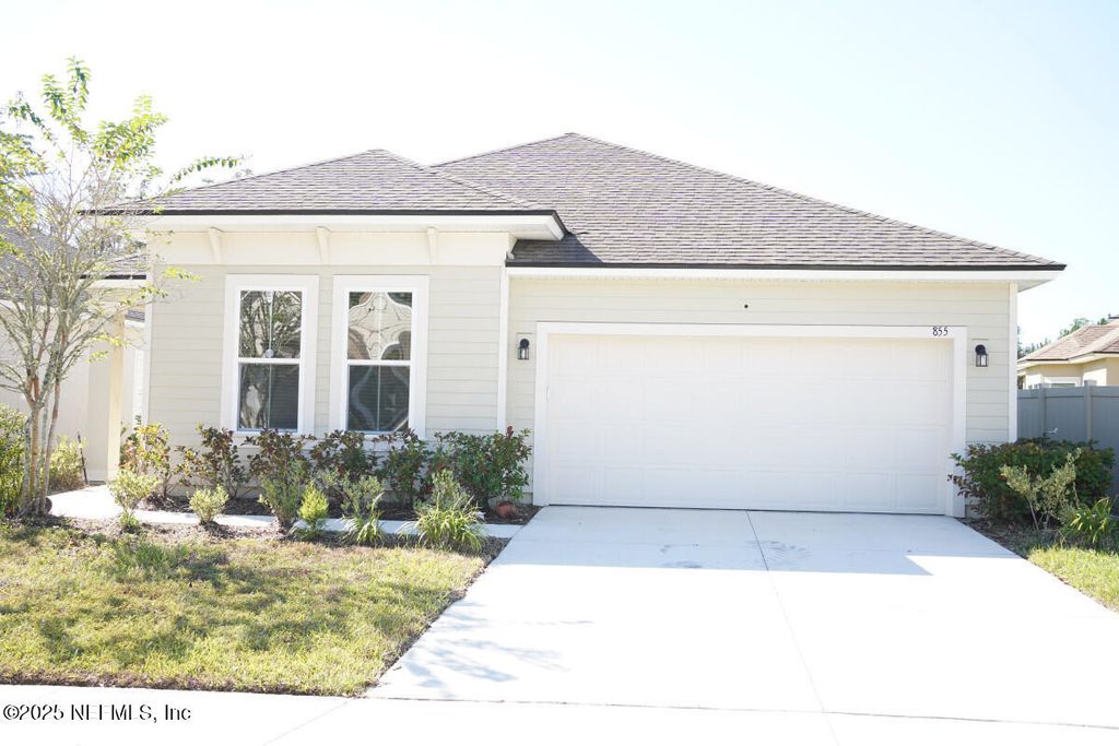 855 SYCAMORE Way, Orange Park, FL 32073