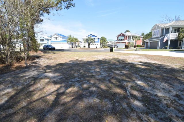 176 Lake Pointe Dr., Murrells Inlet, SC 29576