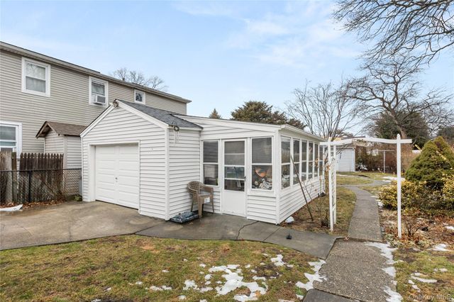 2341 Dobson Avenue, Merrick, NY 11566