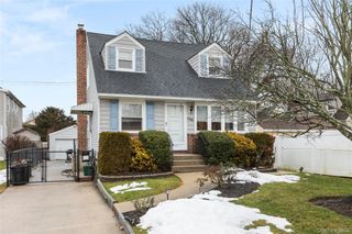 2341 Dobson Avenue, Merrick, NY 11566