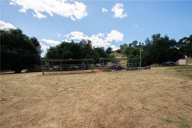 30602 Hasley Canyon Road, Castaic, CA 91384