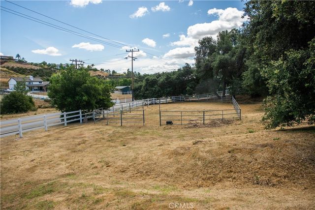 30602 Hasley Canyon Road, Castaic, CA 91384