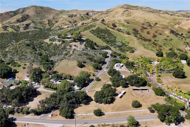 30602 Hasley Canyon Road, Castaic, CA 91384