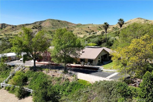 30602 Hasley Canyon Road, Castaic, CA 91384