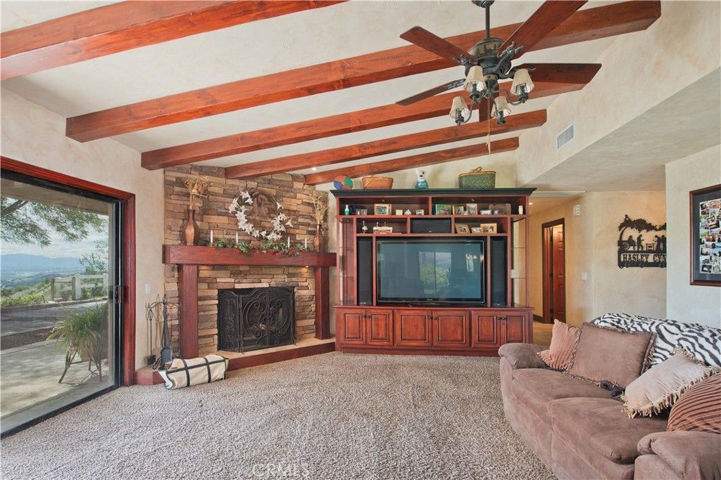 Image 9 of property listing at 30602 Hasley Canyon Road, Castaic, CA 91384