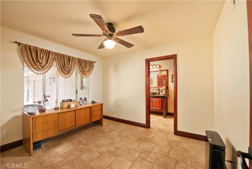 Image 27 of property listing at 30602 Hasley Canyon Road, Castaic, CA 91384