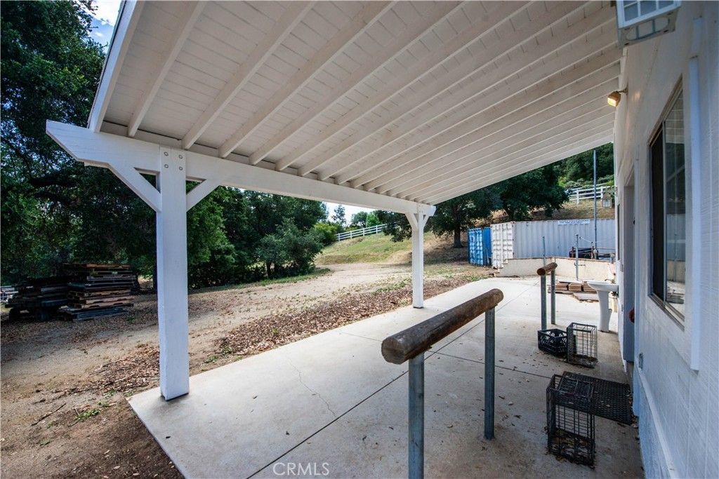 Image 54 of property listing at 30602 Hasley Canyon Road, Castaic, CA 91384