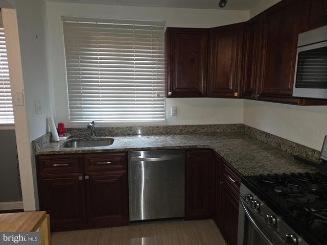 1147 E SLOCUM ST, Philadelphia, PA 19150