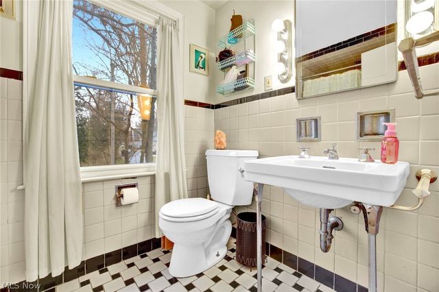 115 Grandin Road, Akron, OH 44313