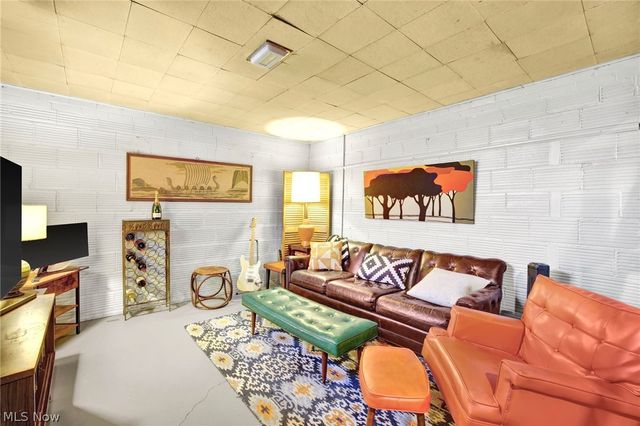 115 Grandin Road, Akron, OH 44313