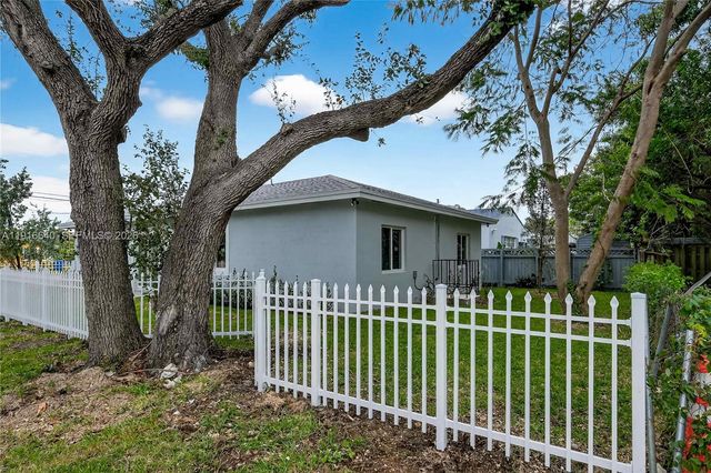 1346 NW 44th Street, Miami, FL 33142