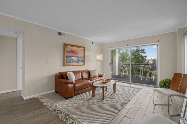 311 69th Ave N Apt 106, Myrtle Beach, SC 29572