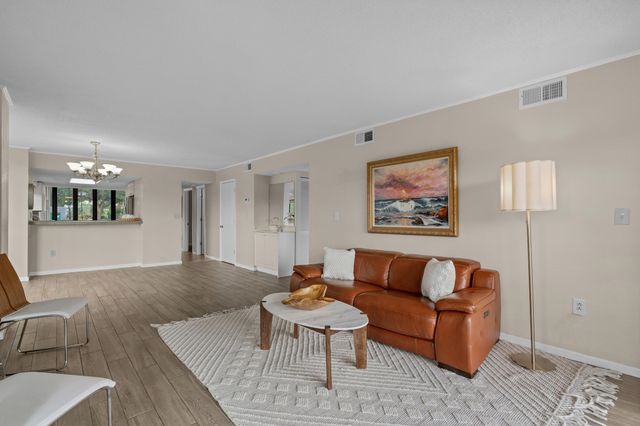 311 69th Ave N Apt 106, Myrtle Beach, SC 29572