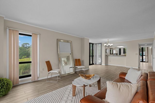 311 69th Ave N Apt 106, Myrtle Beach, SC 29572
