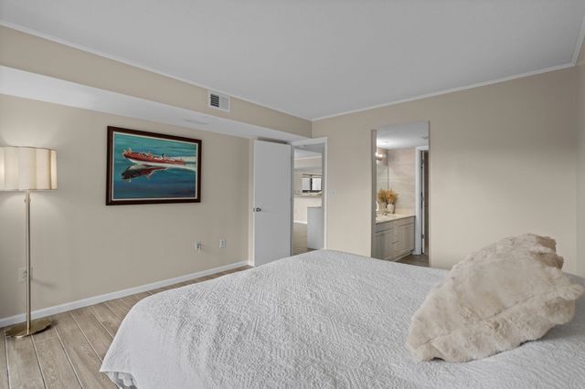 311 69th Ave N Apt 106, Myrtle Beach, SC 29572