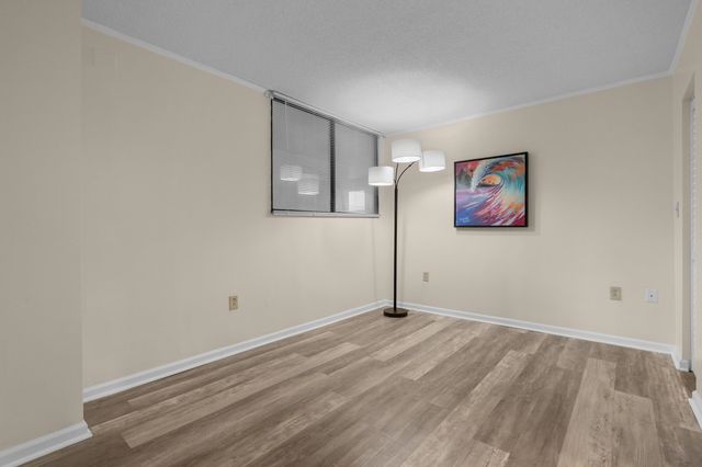 311 69th Ave N Apt 106, Myrtle Beach, SC 29572