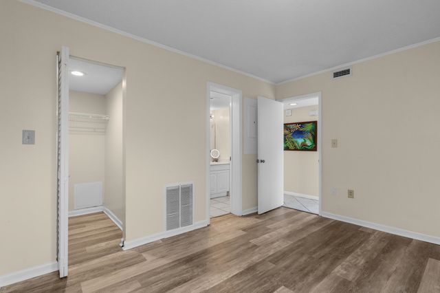 311 69th Ave N Apt 106, Myrtle Beach, SC 29572