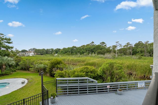 311 69th Ave N Apt 106, Myrtle Beach, SC 29572